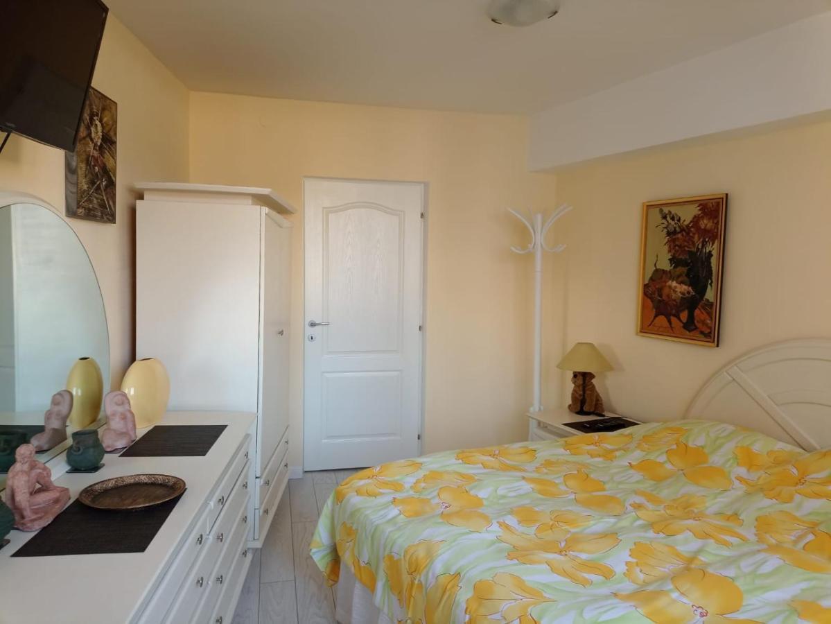 Two Bedroom Farmec * Cluj-Napoca