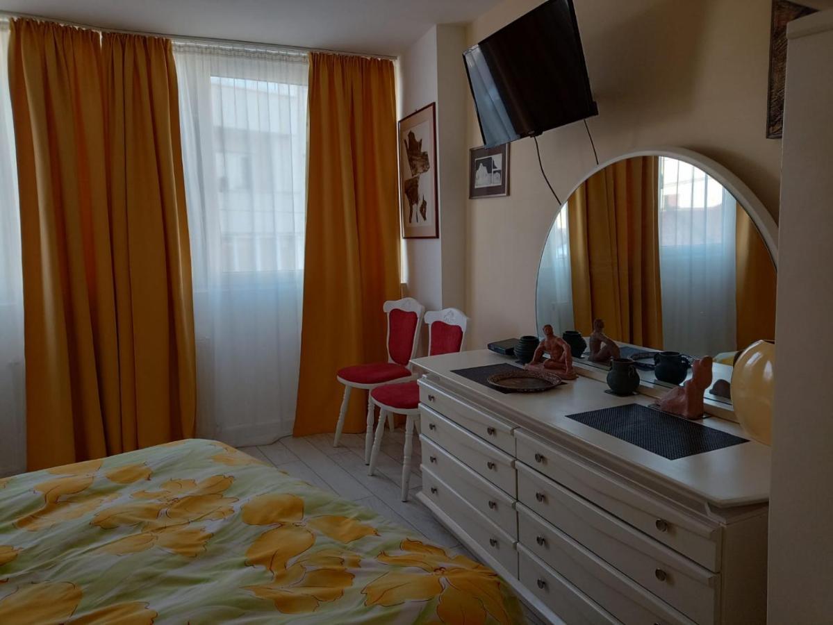 Two Bedroom Farmec Appartamento
