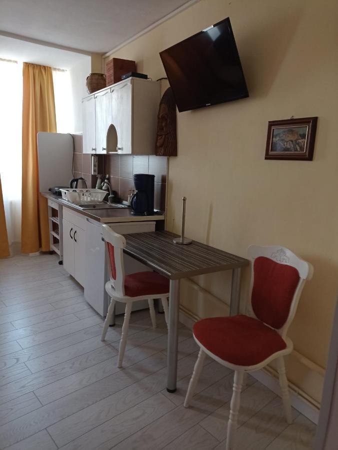 Appartamento Two Bedroom Farmec *